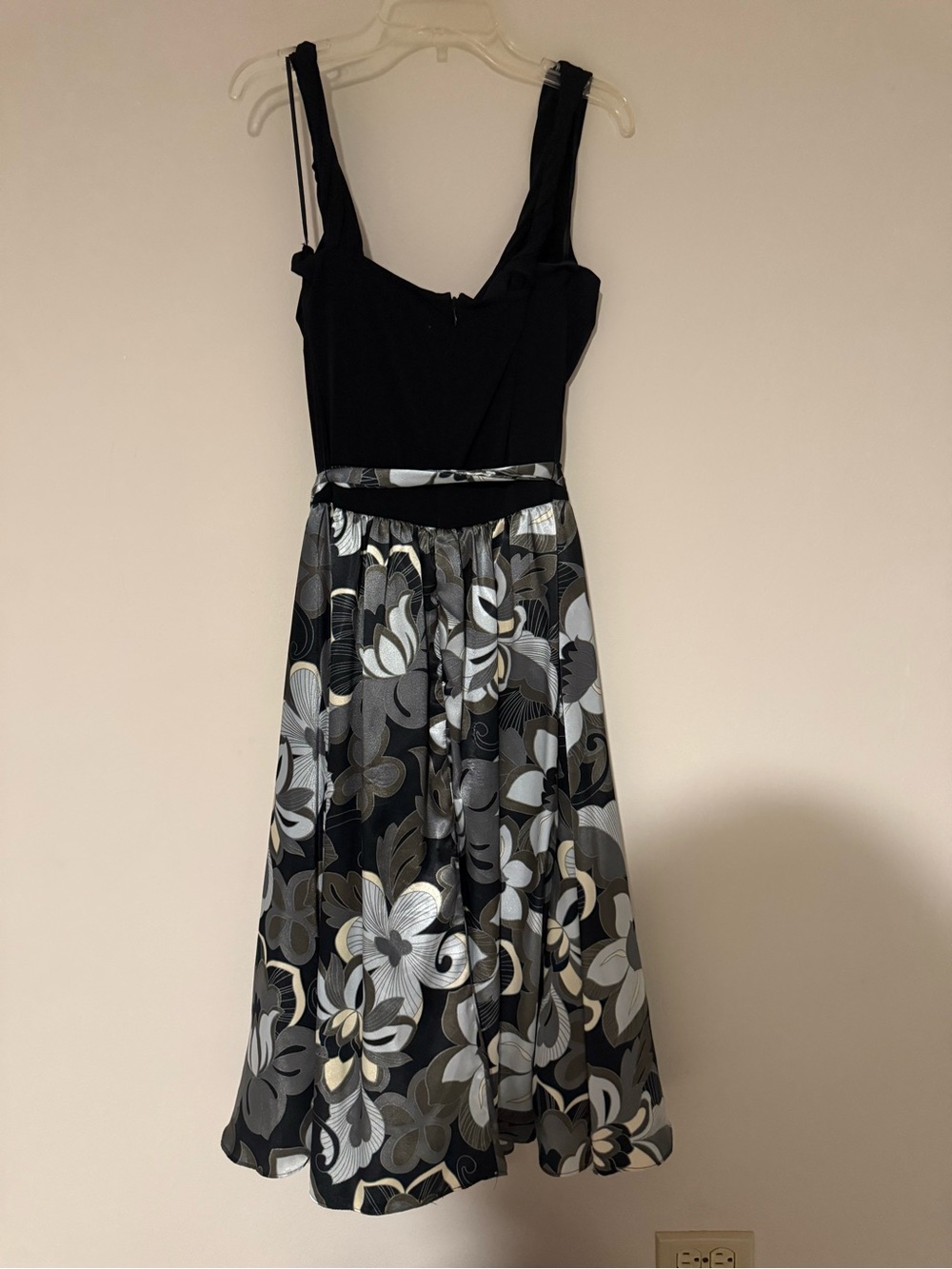 Sheri Martin Black Bodice with Silver Floral Midi Dress